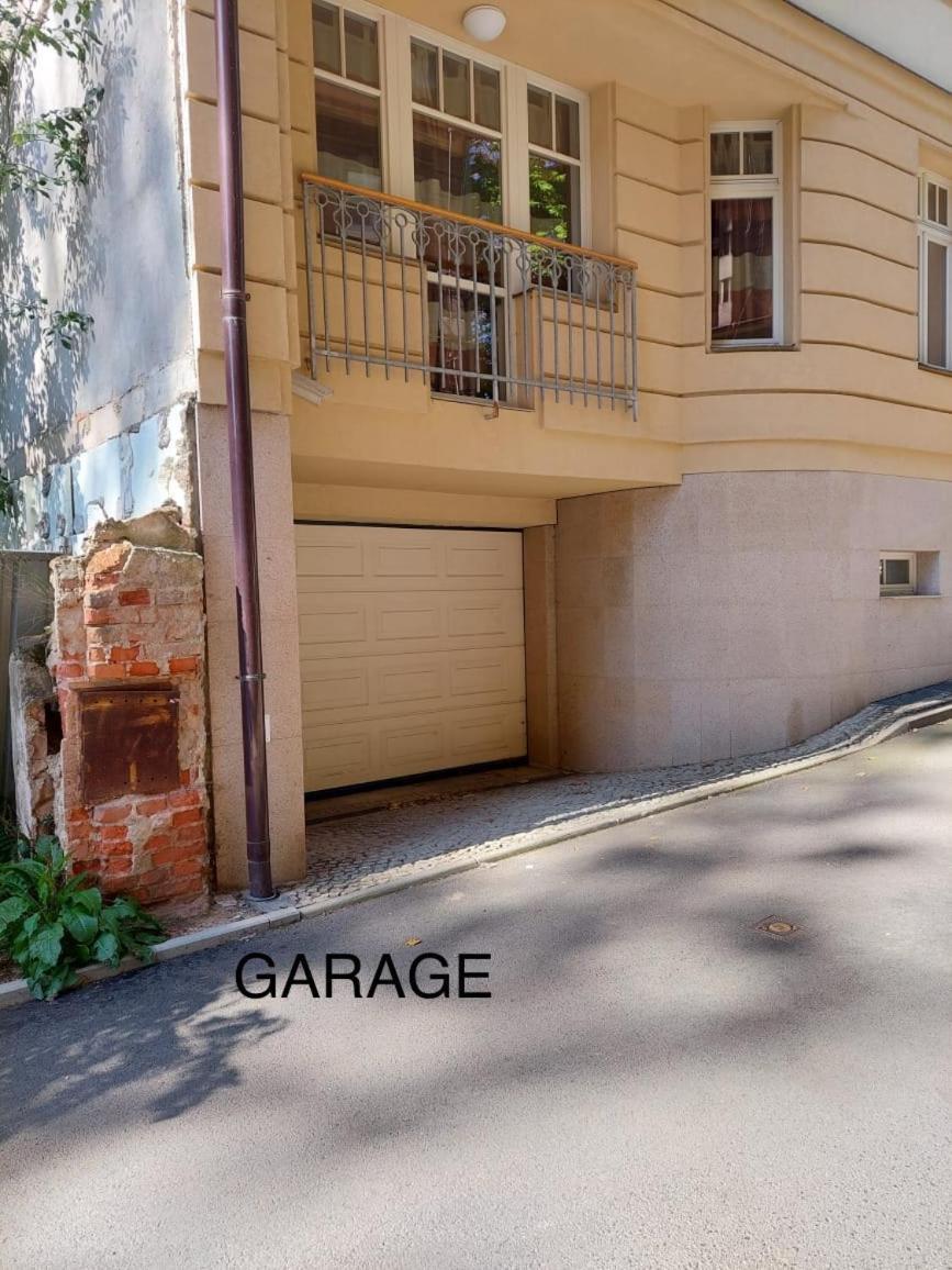 Sunny City - Apartment In Spa Zone With Private Garage 카를로비바리 외부 사진